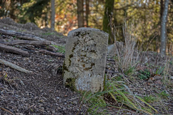 >Bergkamm der Grenzsteine